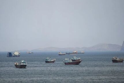 کشورهای متخاصم باید هزینه عبور از تنگه هرمز را بپردازند