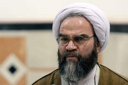 پس لرزه‌های آتش زدن کتاب پزشکی هاریسون توسط یک روحانی/غرویان: ضربه بزرگی به روحانیت وارد شد