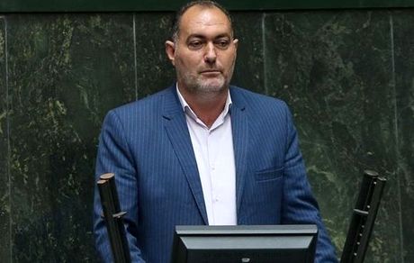 حاتمی: رئیس جمهور فردی توانمند و کارآمد برای وزارت کار معرفی کند