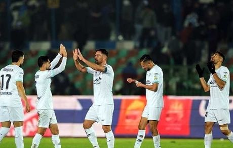 گل‌گهر سیرجان با تارتار مدعی جدید لیگ برتر فوتبال شد