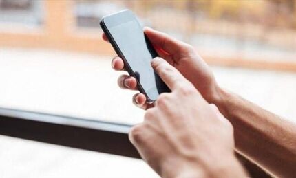 عمان، انتخابات را با موبایل برگزار می‌کند