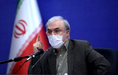 پاسخ وزیر بهداشت به منتقدان واکسیناسیون کرونا در کشور