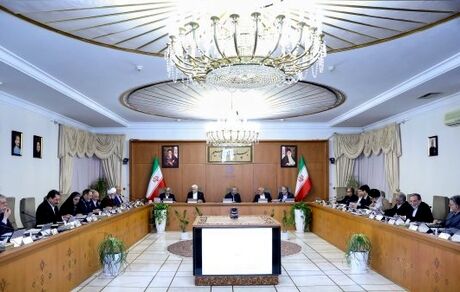 رئیس جمهور: دولت برای توسعه زیرساخت‌های تولید برق خورشیدی اراده جدی دارد