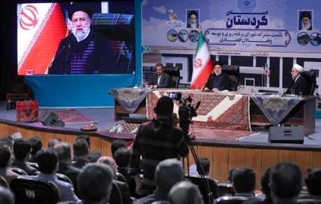 انتظار مردم و رهبری از دولت مردمی این است که با کار جهادی طرحی نو دراندازیم