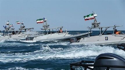 آغاز رزمایش نیروی دریایی سپاه در دفاع مستحکم از جزایر ایرانی خلیج فارس