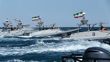 آغاز رزمایش نیروی دریایی سپاه در دفاع مستحکم از جزایر ایرانی خلیج فارس