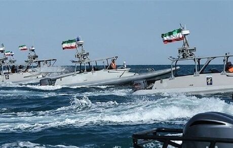 آغاز رزمایش نیروی دریایی سپاه در دفاع مستحکم از جزایر ایرانی خلیج فارس