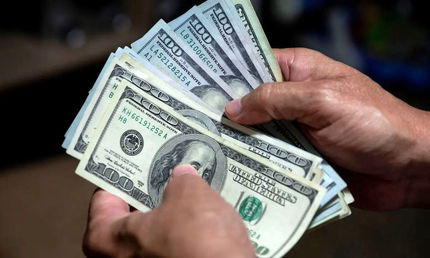  رای قطعی مدیران سابق بانک مرکزی در پرونده دلار ۴۲۰۰ تومانی صادر شد