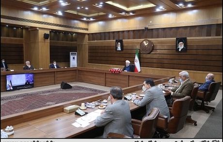 روحانی: قدرت تولید و انتقال فراورده‌های نفتی را داریم/ صادرکننده گازوییل و بنزین هستیم