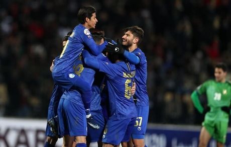 
استقلال همچنان تلفات می‌دهد/ میلیچ هم به کریمی اضافه شد
