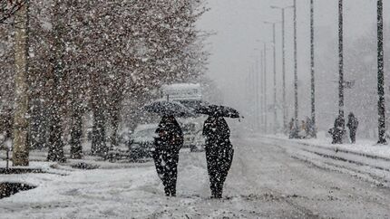هشدار هواشناسی: بارش برف و باران در ۲۳ استان کشور/ از سفرهای غیرضروری خودداری کنید