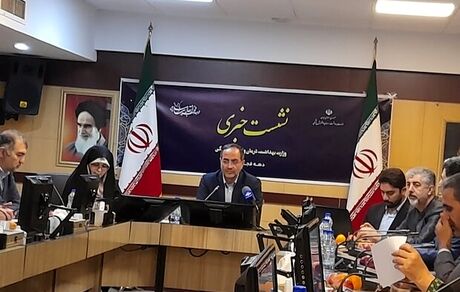 وزارت بهداشت ۲۵ هزار نیروی جدید استخدام می‌کند