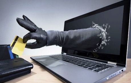 کلاهبرداری میلیاردی از یک حساب بانکی