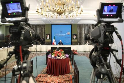
روحانی: از آغاز دولت یازدهم حرکتی جهادی در زمینه آب و برق آغاز شد
