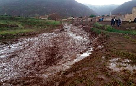 خسارت سنگین سیل و تگرگ به کشاورزان نیشابور