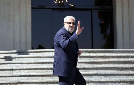 اظهار امیدواری وزیر نفت برای قطع نشدن گاز مشترکان خانگی!