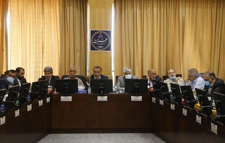 رئیس کمیسیون عمران مجلس: یک ساختمان در ۱۵ سال به بافت فرسوده تبدیل می‌شود