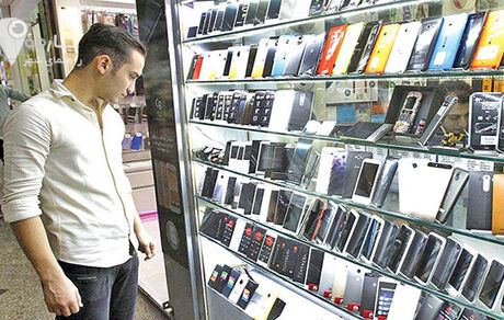 قیمت موبایل هم کاهشی شد