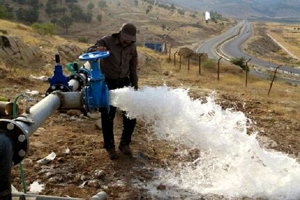 آبرسانی بسیج سازندگی به ۳۵۰۰ روستای کشور
