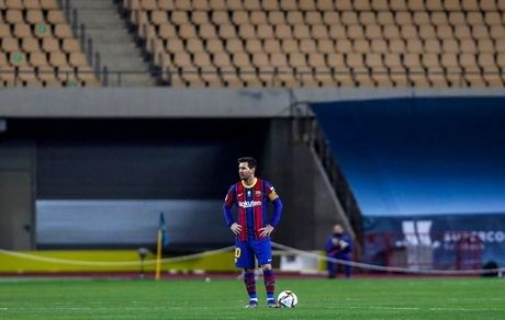 بارسلونا بخاطر مسی از  روزنامه ال‌موندو شکایت می‌کند