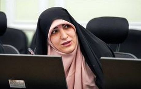 قدردانی از بانک مسکن برای کاهش بنگاه داری و هدایت منابع به سمت تولید