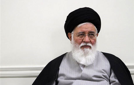 علم الهدی: اگر برای کسی مقام، درجه، اضافه‌کار و حق مأموریت ملاک باشد، می‌شود پلیس فرانسه که به پوچی رسیده است