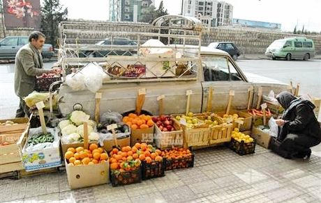 جزئیات دستفروشی لیمو ترش، پیاز و گوجه فرنگی در برخی شهرها