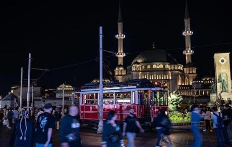 سفر ۱۰۱ هزار ایرانی به استانبول ترکیه در هشت ماه خیر