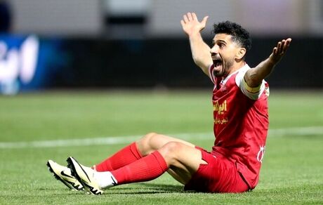 کاپیتان پرسپولیس محروم شد