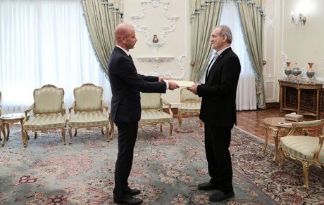 رئیس جمهور: روابط ایران و لبنان صرفاً مناسباتی سیاسی نیست / پیوند قلبی بین دو کشور برقرار است