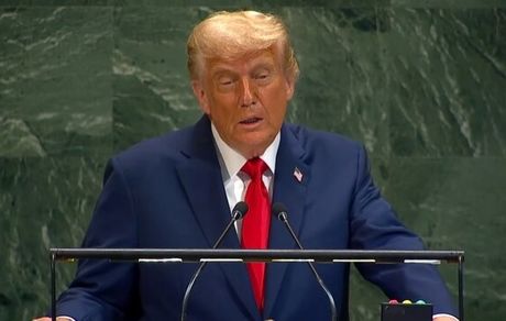 ترامپ: انرژی تجدیدپذیر دروغی بیش نیست / ایران پیشنهاد من را رد کرد / در دوره طلایی آمریکا هستیم