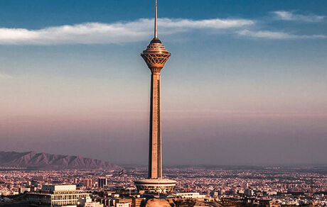 برج میلاد دو روز تعطیل است