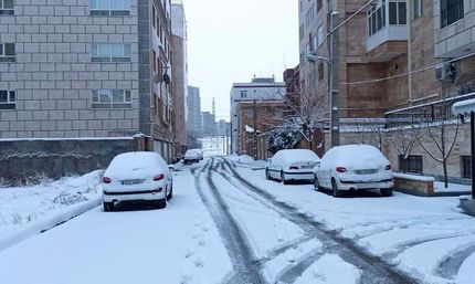 بارش برف در اردبیل: مدارس تعطیل شد / تردد در راه‌های استان جریان دارد