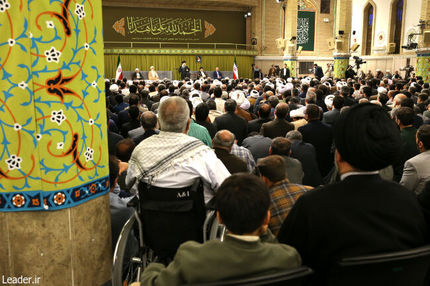 تشکر واقعی از ملت ادامه تلاش بی‌وقفه مسئولان برای حل مشکلات است
