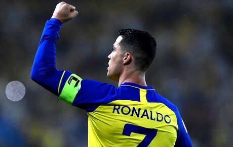 رونالدو: در النصر می‌مانم