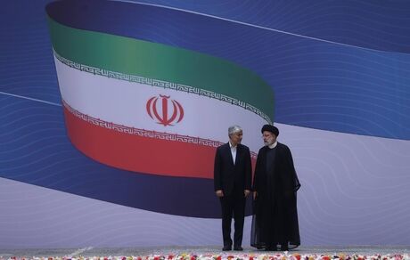 کیومرث هاشمی وزیر ورزش و جوانان شد