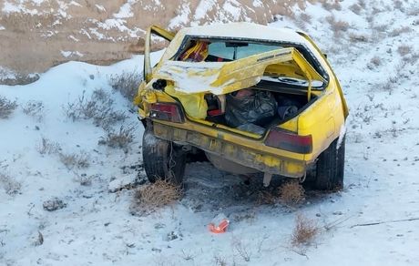 ۱۳ کشته و زخمی در تصادف زنجیره‌ای محور سیرجان به کرمان