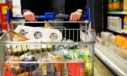 هیچ‌گونه کمبودی در تامین مایحتاج مردم وجود ندارد 