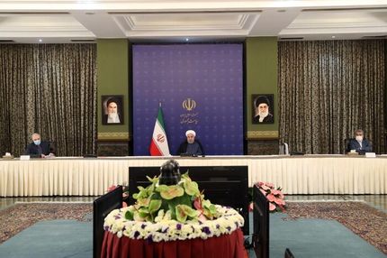 روحانی:  ۳۵ میلیون ایرانی در معرض ابتلا به کرونا هستند/ تعداد بستری‌ها دو برابر می‌شود 