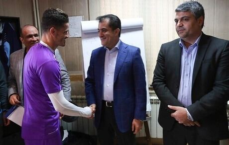 اختلاف وریا و خلیل‌زاده؛ بازی دو سر باخت به ضرر استقلال