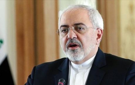 ظریف : فرانسوی‌ها درخواستی از ایران برای مذاکره با روس‌ها در مورد وضعیت لبنان نداشته‌اند