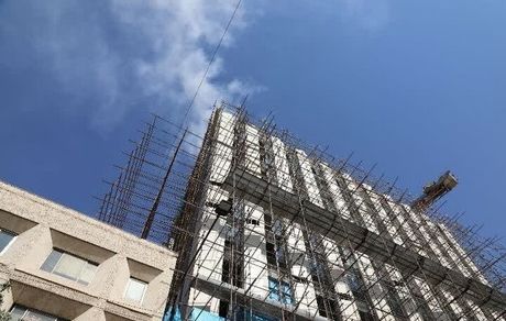 مهار آتش سوزی هتلی در مشهد