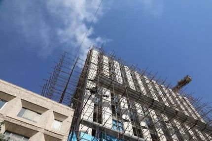 مهار آتش سوزی هتلی در مشهد
