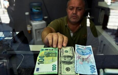 ادامه سقوط لیر ترکیه / وعده پیروزی در جنگ اقتصادی آقای رئیس جمهور!