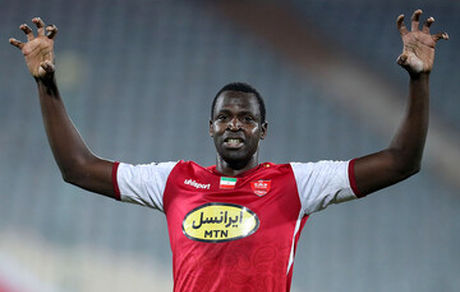 هر دقیقه بازی مهاجم پرسپولیس، ۶۰میلیون تومان آب خورد!