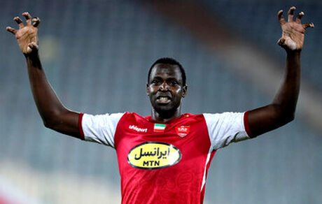 هر دقیقه بازی مهاجم پرسپولیس، ۶۰میلیون تومان آب خورد!