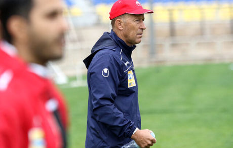 
کالدرون: از رفتار باشگاه خیلی ناراحتم!
