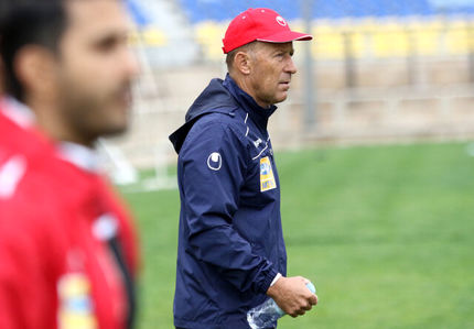 
کالدرون: از رفتار باشگاه خیلی ناراحتم!
