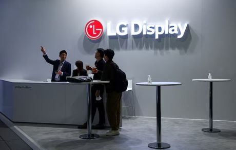 ال‌جی دیسپلی، کارخانه تولید پنل LCD در چین را فروخت