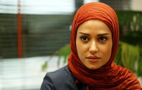 
پری ناز ایزدیار به سریال حسن فتحی پیوست
